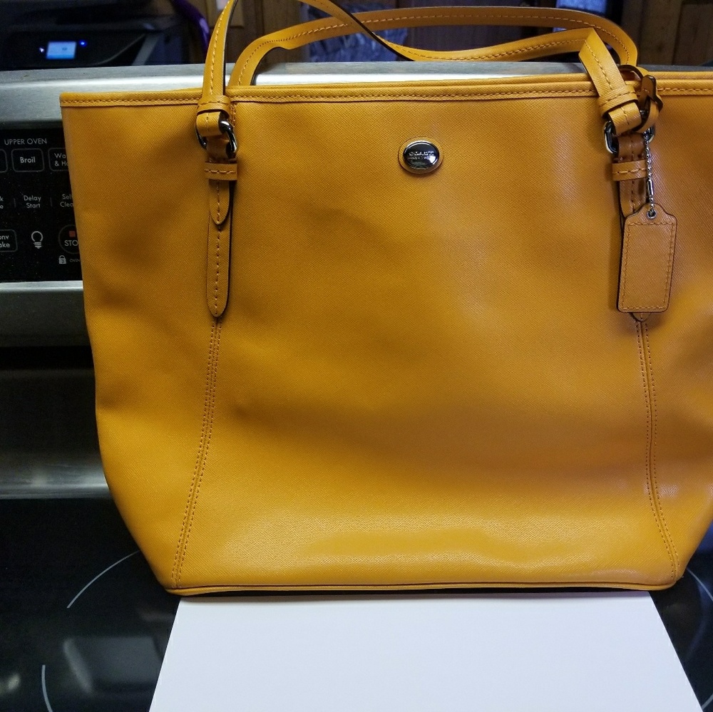 Coach Tote